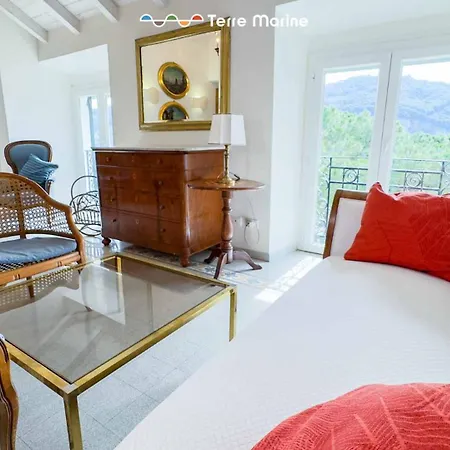 La Galleria Del Tempo, Terre Marine Apartman *